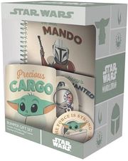 pyramid star wars the mandalorian bumper gift set photo